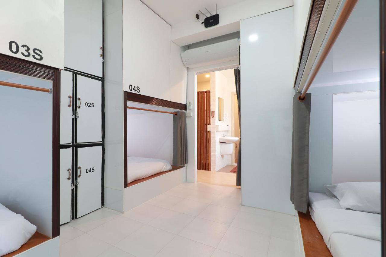 Oyo 544 Sleep Sloth Hostel Chiang Mai Exterior photo