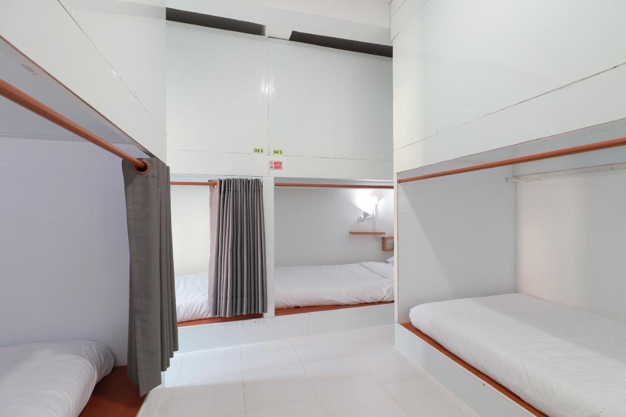 Oyo 544 Sleep Sloth Hostel Chiang Mai Exterior photo